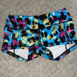 Leopard Fleo shorts